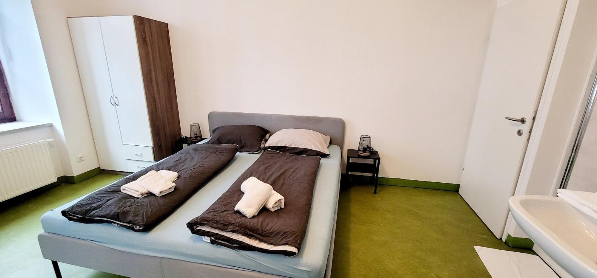 Tota Studio Vienna Esterno foto