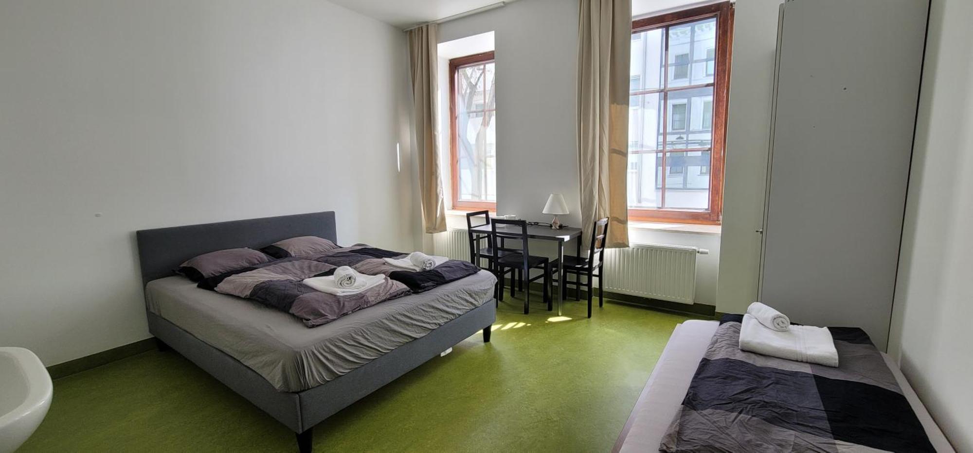 Tota Studio Vienna Esterno foto